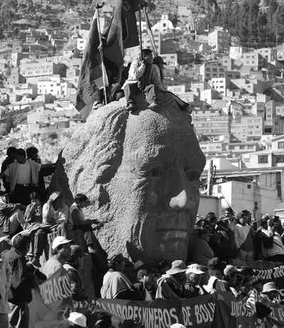 Busto de Bolívar en Bolivia